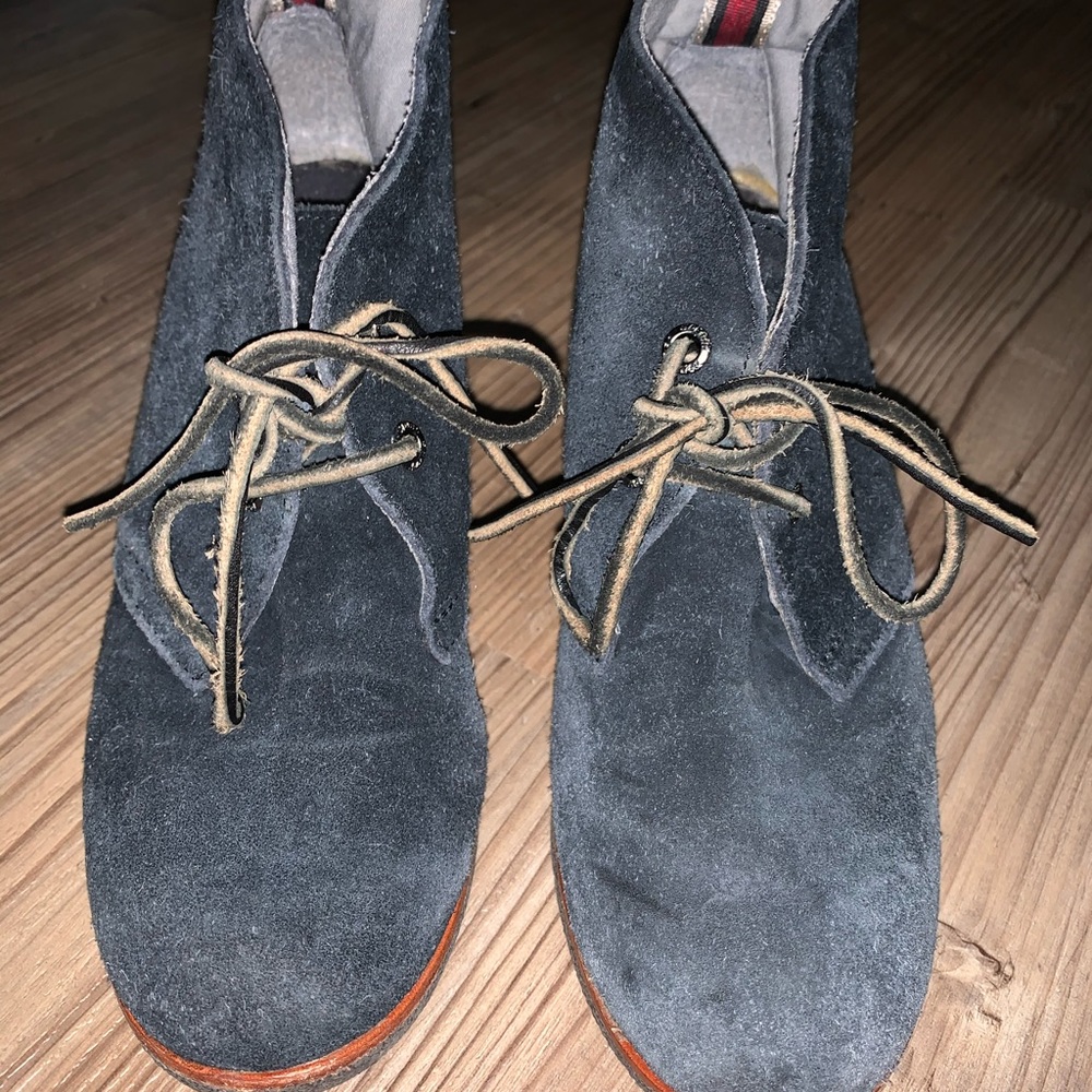 Ladies Sperry blue suede wedge booties size 7